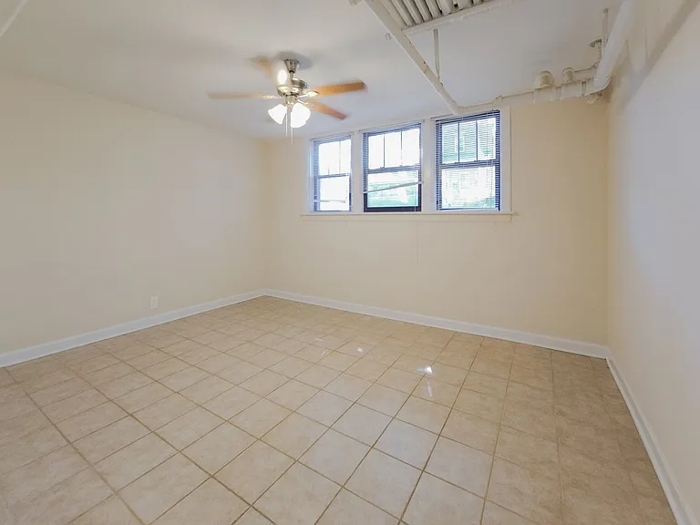 4951-53 N. Oakley / 2251-57 W. Argyle — Photo 9