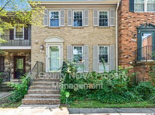 6410 Seven Oaks Ct, Falls Church, VA 22042