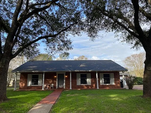 1210 Brazos St — Photo 1