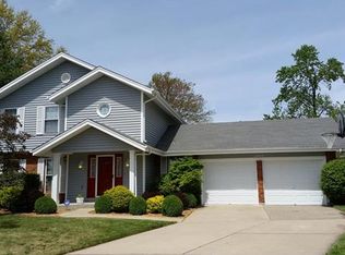 3077 Winding River Dr, Saint Charles, MO