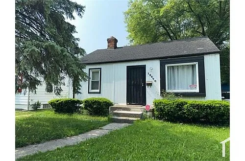 19670 McCormick St Photo 1