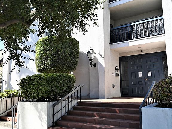 2nd image of 497 El Molino Ave #306