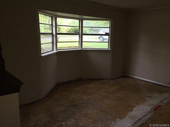 4th image of 1218 N 12th St