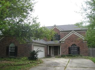 4008 Spring Branch Dr E, Pearland, TX 77584