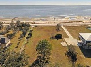 718 S Beach Blvd, Waveland, MS 39576
