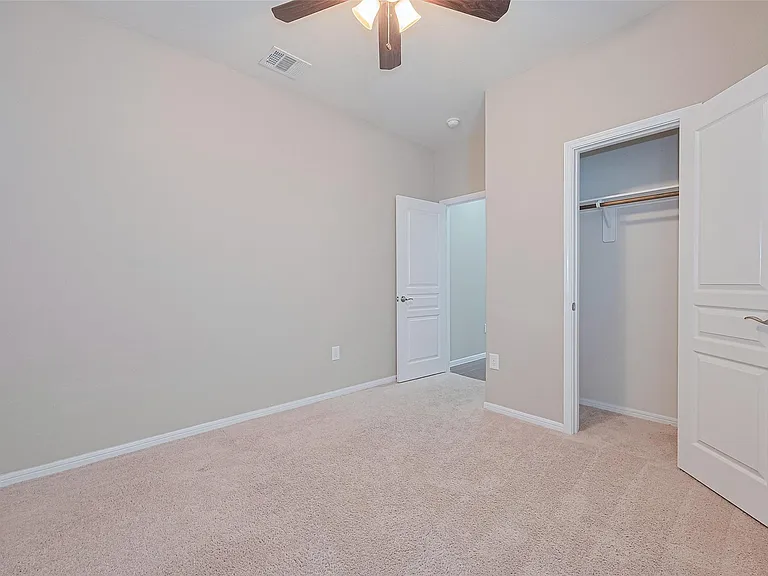 5327 Silver Ledge Dr — Photo 33