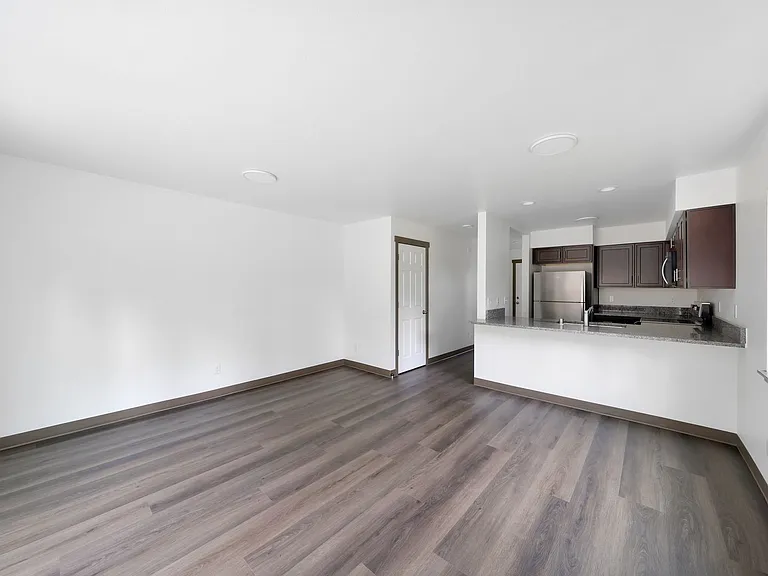 120 NE 10th Ave #A3 — Photo 4
