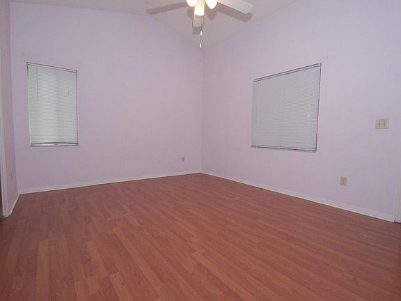 4th image of 57 Grand Junction Blvd
