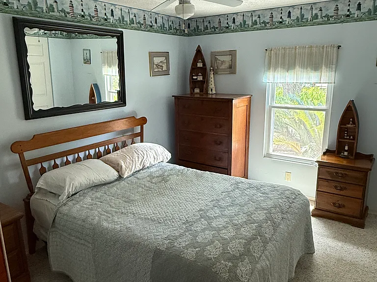 10033 SW 182nd Ct — Photo 13