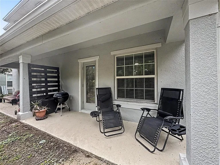 4842 Chatterton Way — Photo 4