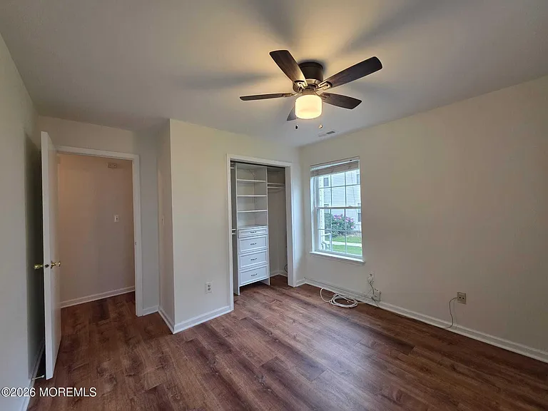 129 Tulip Ln — Photo 12