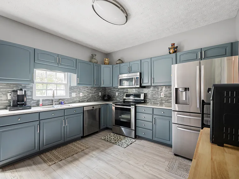 10007 Palmaire Pl — Photo 12