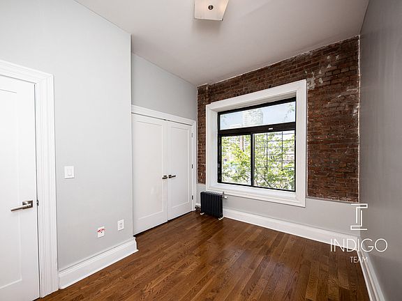 3rd image of 1610 Bedford Ave APT 4B