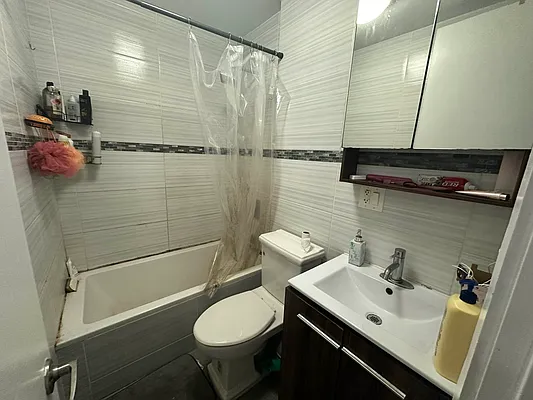 Rented by Yup Realty LLC | media 11