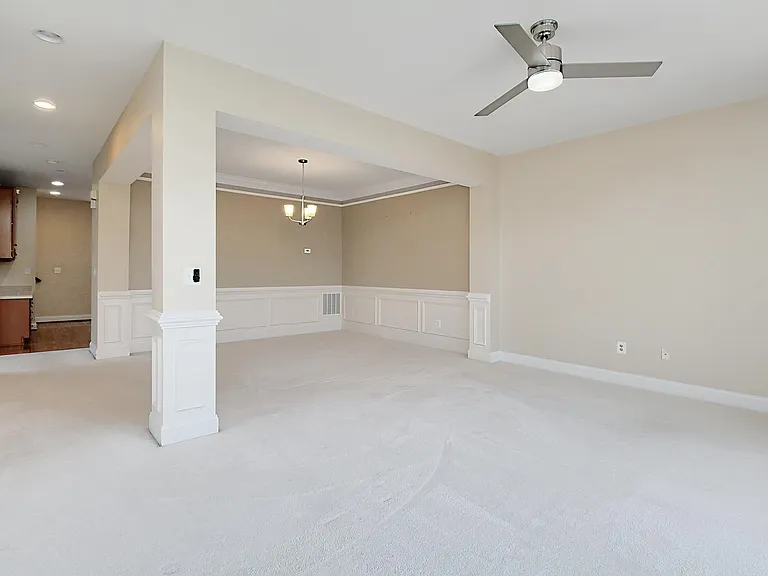 6913 Stanwick Sq — Photo 30
