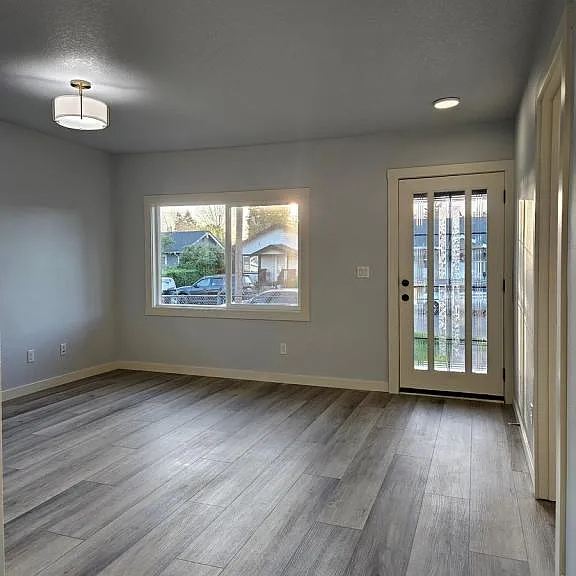 340 17th Ave — Photo 10