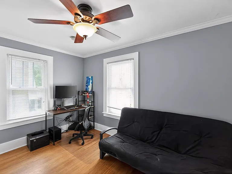 151 Wolcott Ave — Photo 28