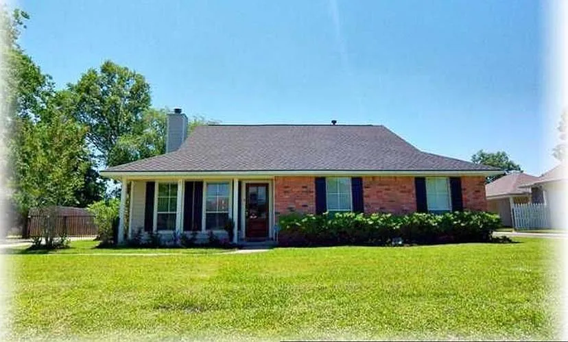 12832 Magnolia Chase Dr