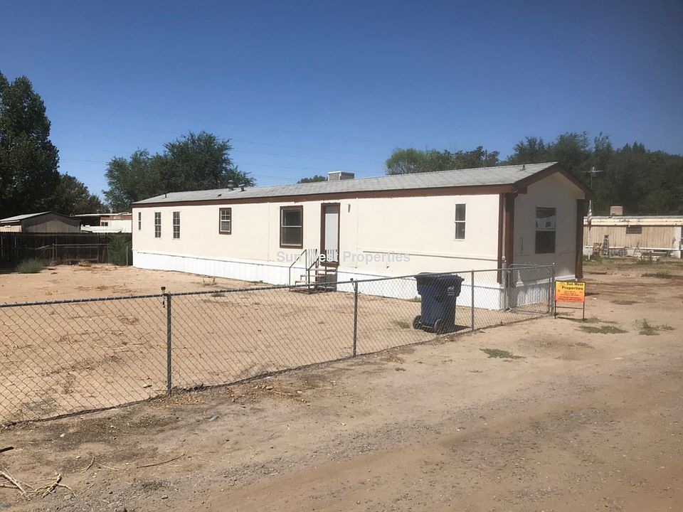 1st image of 1301 Sanchez Ln