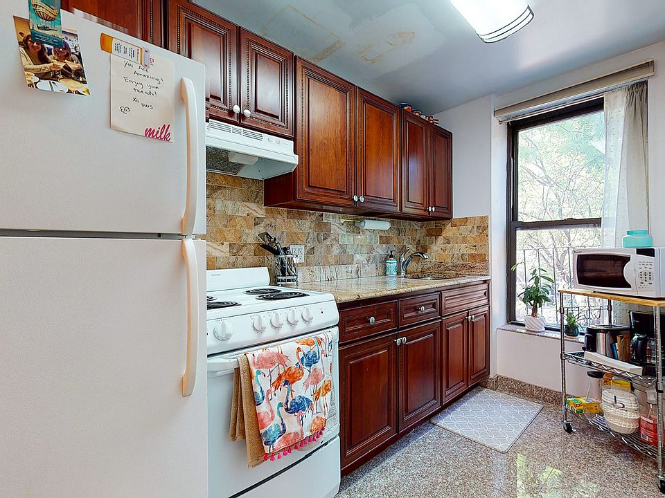1st image of 301 E 85th St APT 3A