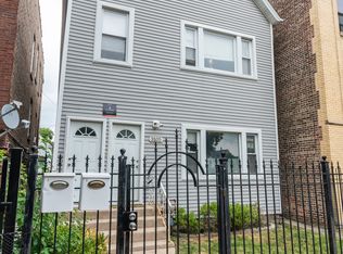 3105 N Central Park Ave #2, Chicago, IL 60618