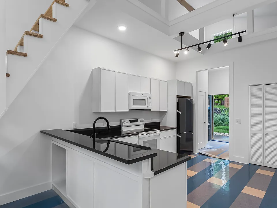 116 Walker St #A