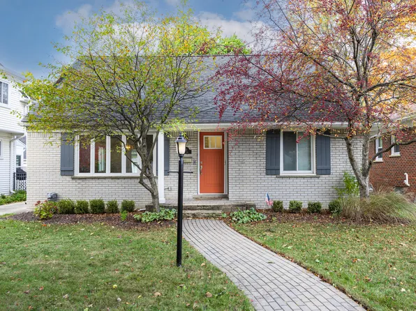 1316 Lyons Ave, Royal Oak, MI 48073