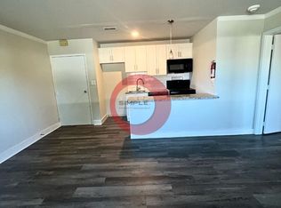 38 1/2 W Lancaster Ave #7, Downingtown, PA 19335
