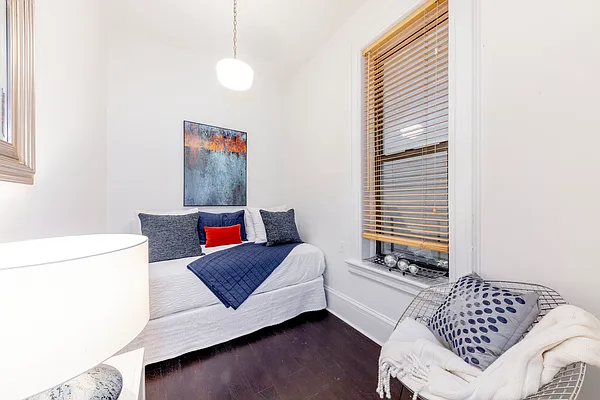 Sold by Compass | media 4