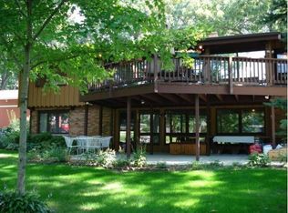 523 Wood Rd, Rockford, IL 61107