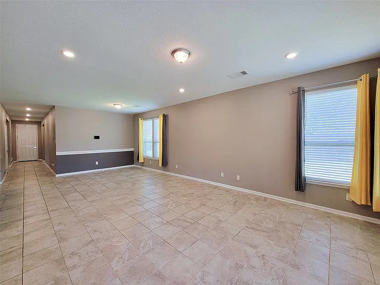 14202 Persimmon Woods Dr — Photo 16