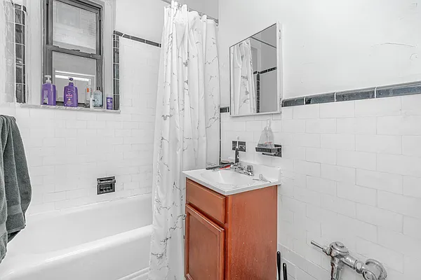 Rented by Modern Spaces | media 19