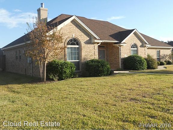 3rd image of 5007 Meadow Oaks Dr