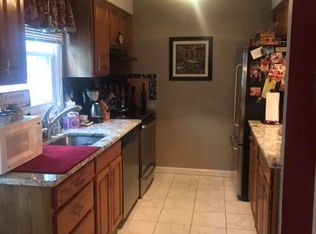 390 Monaco Ln, Glastonbury, CT 06033