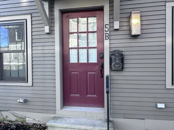 5 E Center St, Rutland, VT