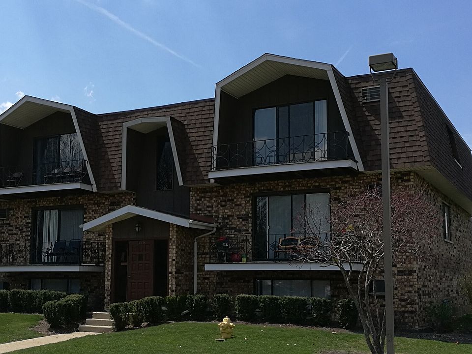 1st image of 1440 Willow Ln APT 4