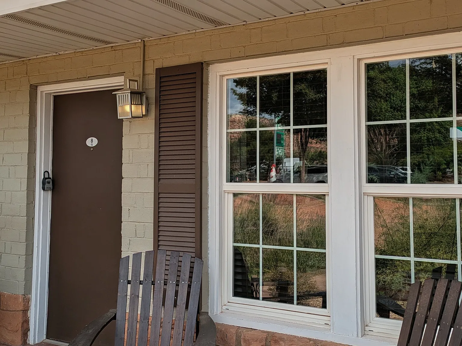Studio, 300 sqft, $900 — Photo 2