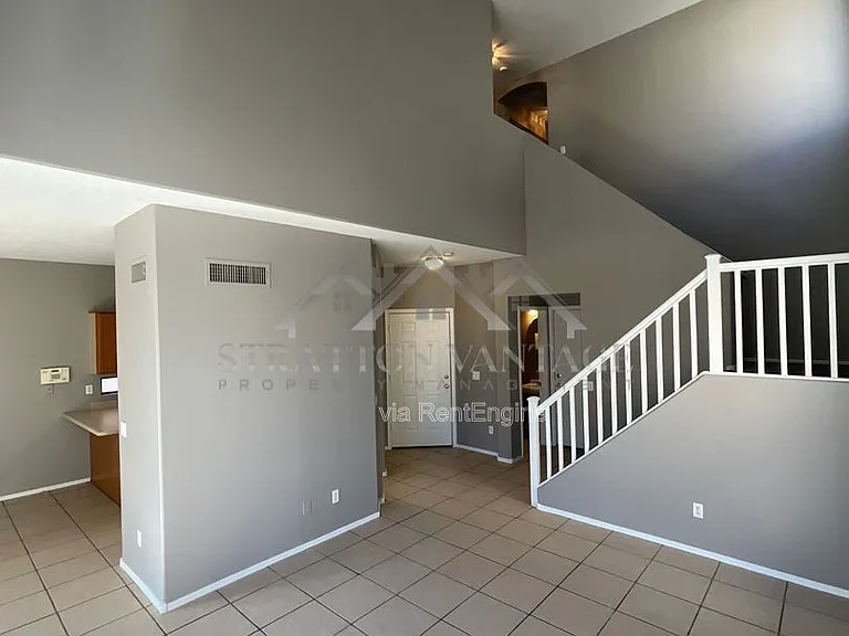 11381 W Yuma St — Photo 7