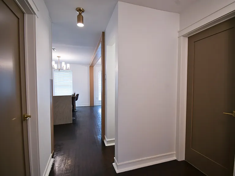1403 Munger St — Photo 23