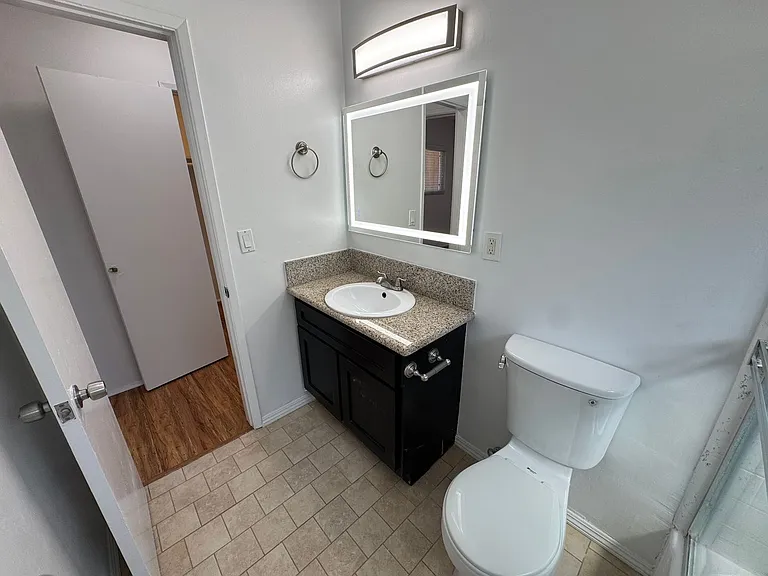 11865 Rochester Ave — Photo 16