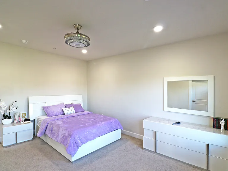 1040 Stepping Pl — Photo 81