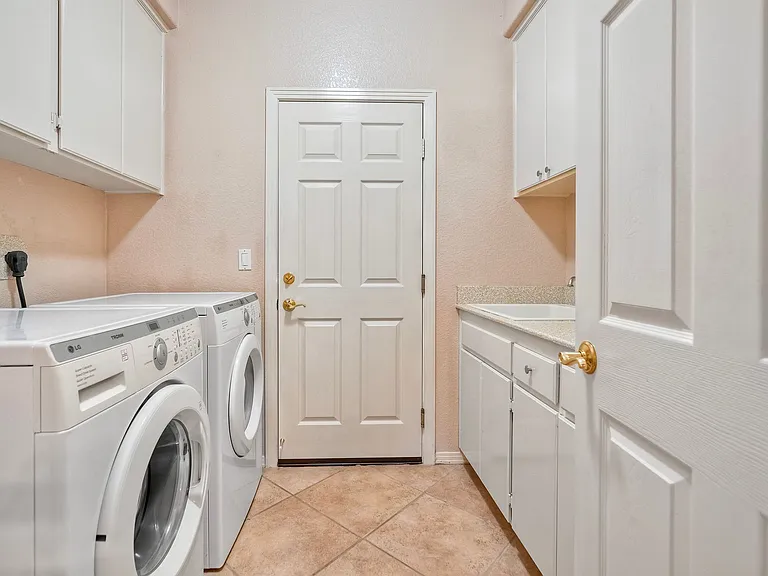 2325 Old Ranch Rd — Photo 20