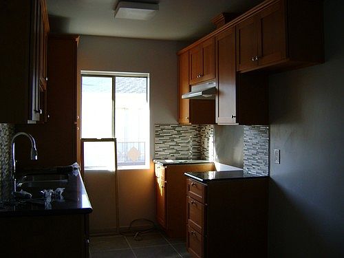 2nd image of 2401 Ocean View Ave APT 5