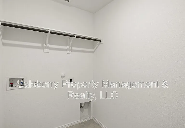 11807 Marcellus Way — Photo 9