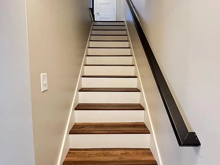 82 Saint James Ct — Photo 17