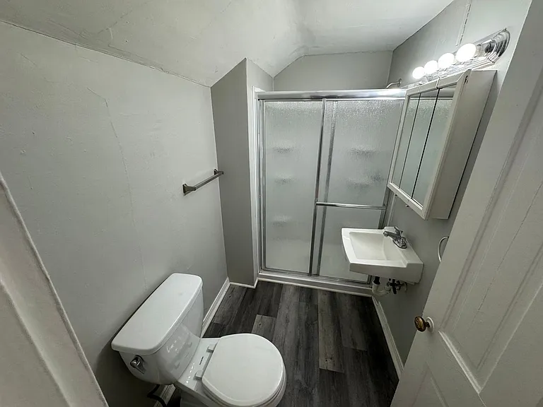 1315 Morton St HBS — Photo 6