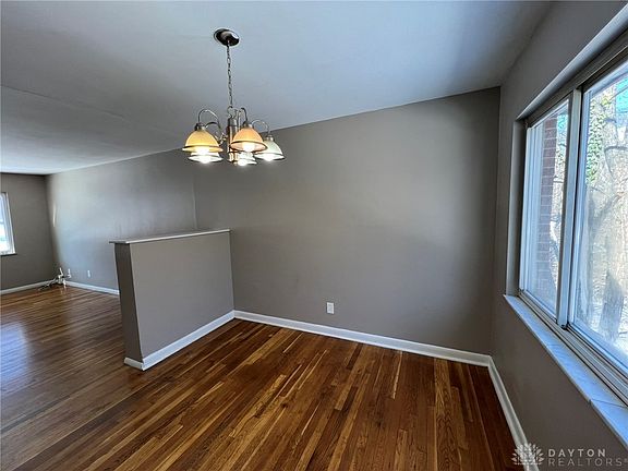 5th image of 2836 Orland Ave