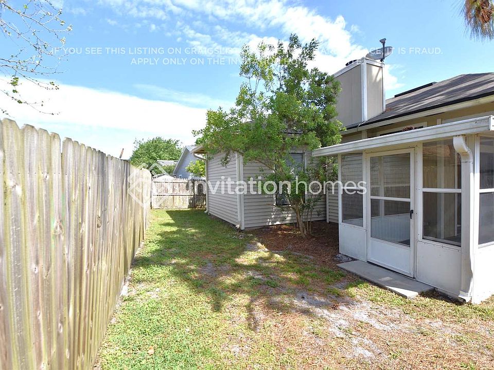 2nd image of 2226 The Woods Dr E