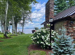 1276 Bluff Rd, Newport, VT 05855