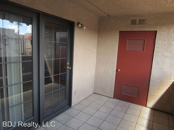 5th image of 4141 Gannet Cir Unit 396
